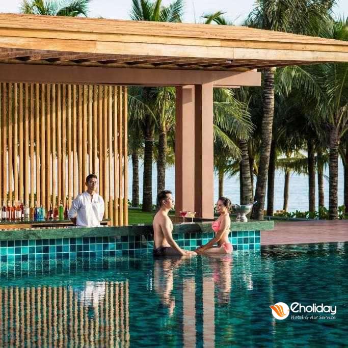 Dusit Princess Moonrise Beach Resort Phú Quốc Pool Bar