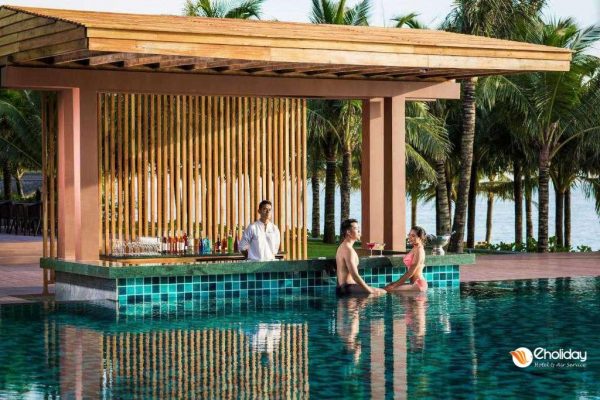 Dusit Princess Moonrise Beach Resort Phu Quoc Pool Bar