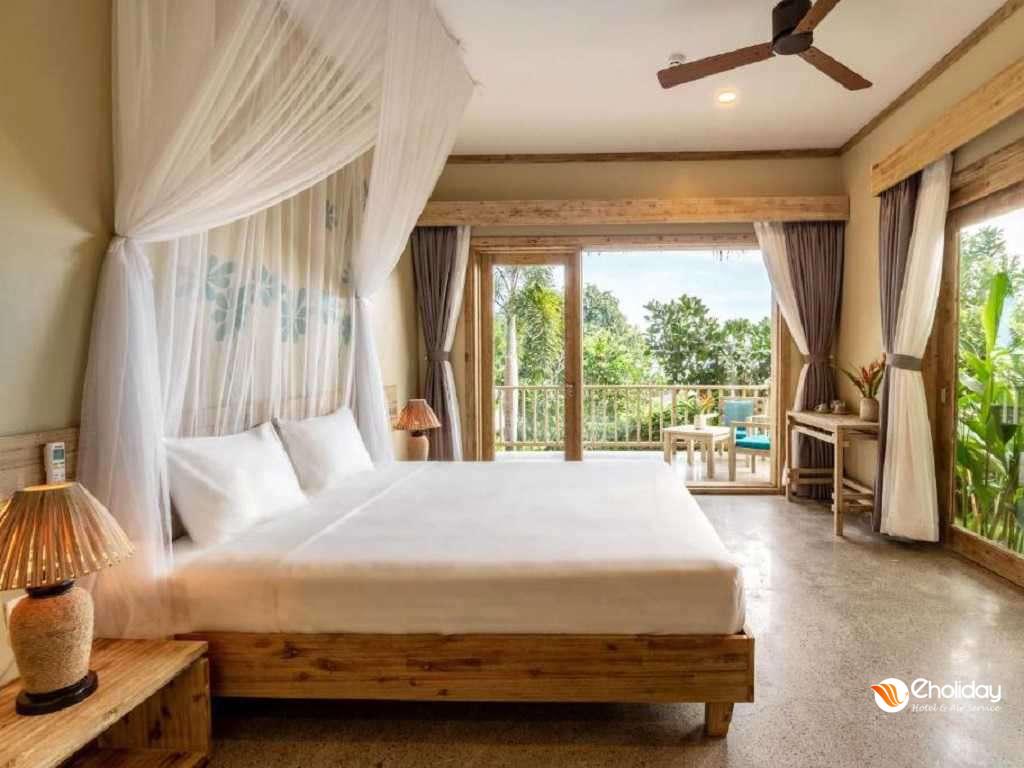 Lahana Resort Phu Quoc Deluxe Bungalow