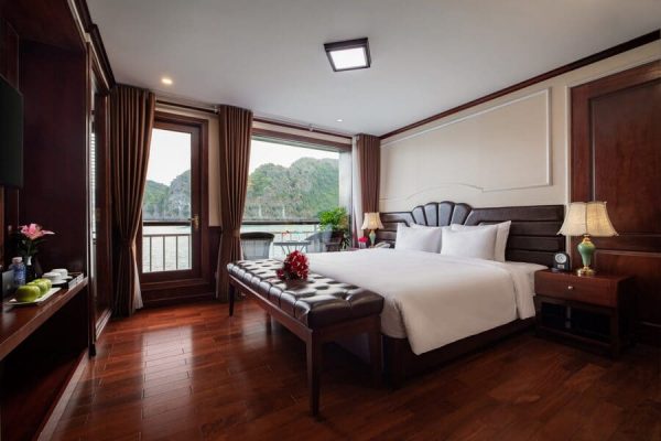 Du Thuyền Dora Cruise Senior Suite