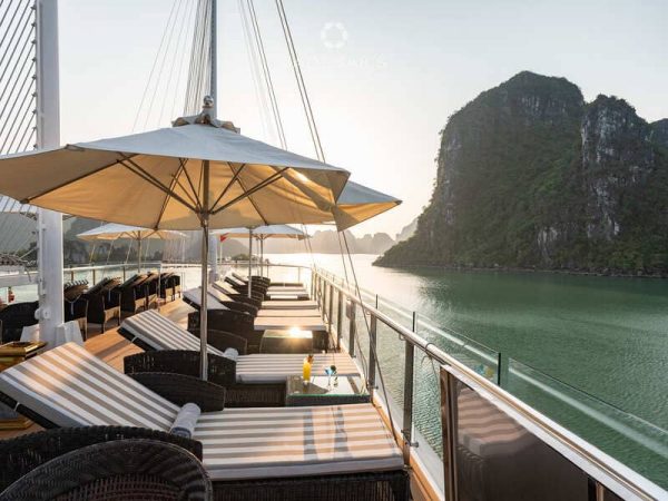 Du Thuyền Jade Sails Cruise Sundeck 5