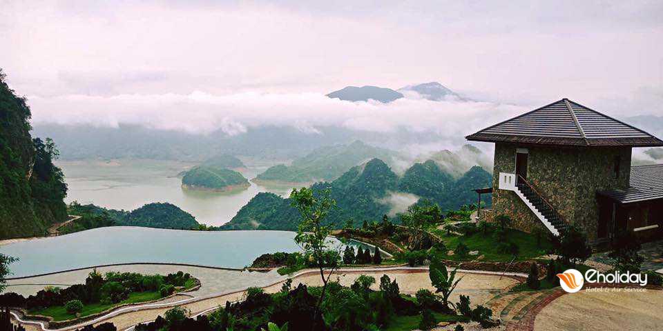 Khu Vực Hồ Bơi Bakhan Village Resort Hòa Bình