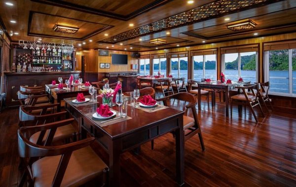 Du Thuyền Lavender Elegance Cruise Nhà Hàng Và Bar