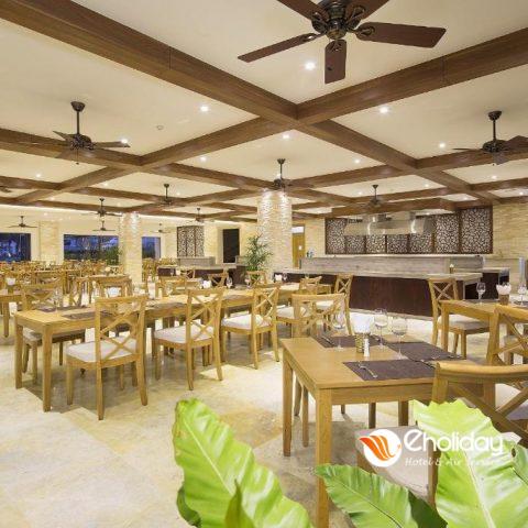 Cam Ranh Riviera Beach Resort & Spa restaurant