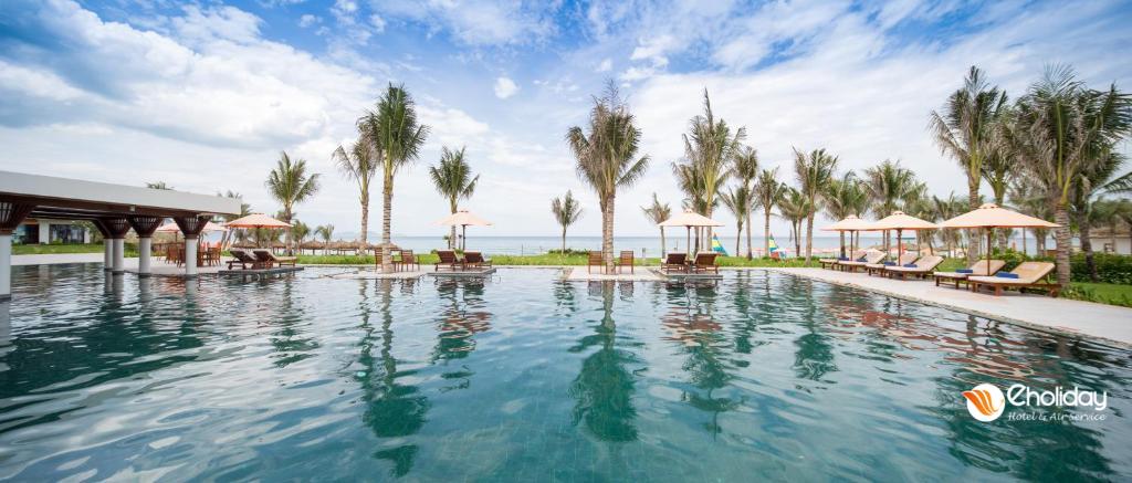 Cam Ranh Riviera Beach Resort & Spa  Pool