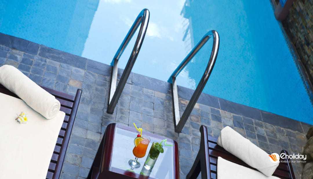 Cherish Hue Hotel Honeymoon Pool