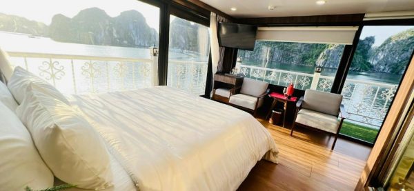 Du Thuyền Unicharm Cruise Suite Gia đình