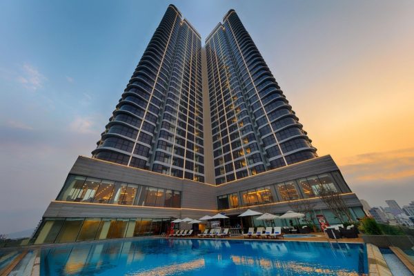 Meliá Vinpearl Đà Nẵng Riverfront....