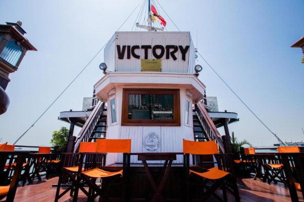 Du Thuyền Victory Cruise Buồng Lái