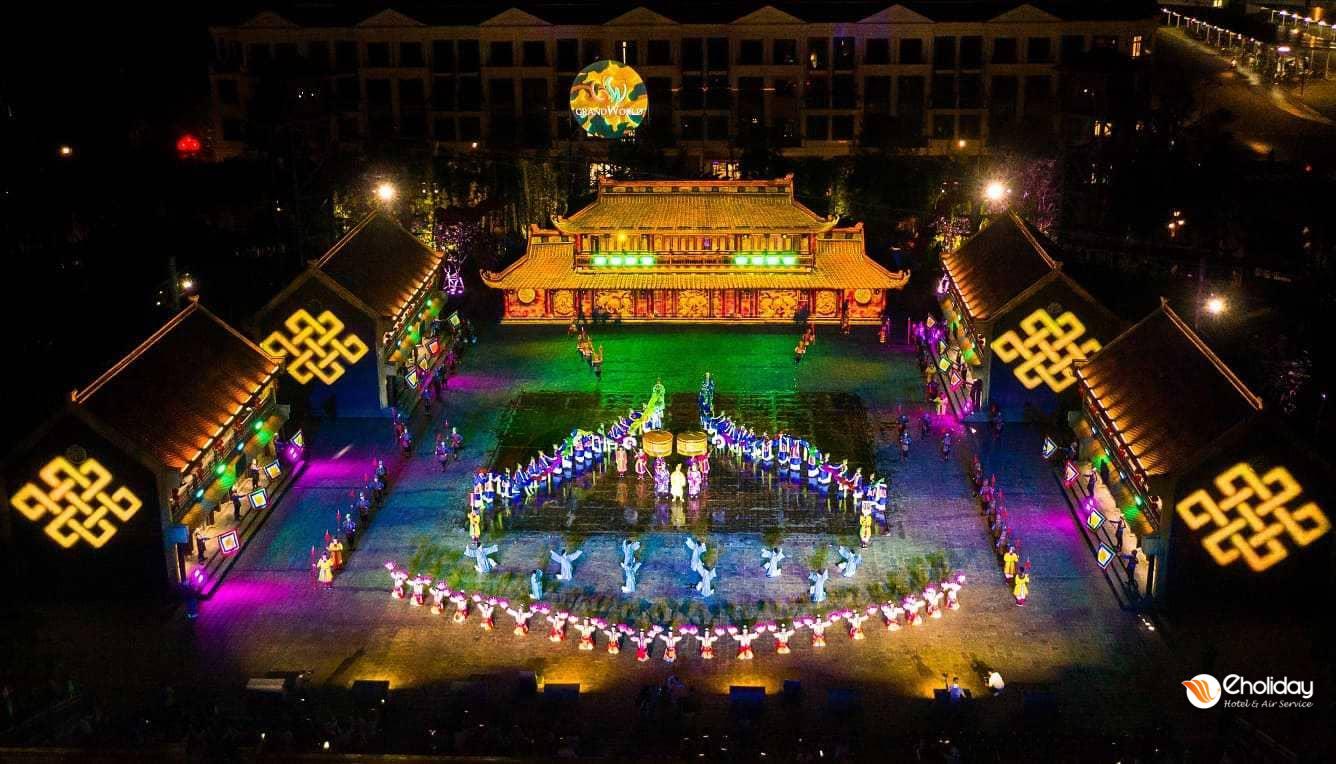 Show Tinh Hoa Viet Nam Phu Quoc United Center Những địa điểm du lịch Phú Quốc nổi tiếng được check in nhiều nhất
