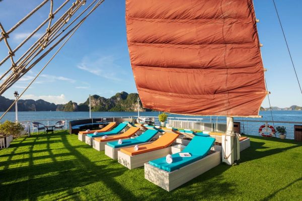 Du Thuyền Le Journey Boutique Lan Hạ Sundeck 2