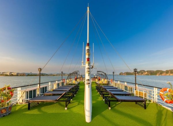 Du Thuyền Stella Hạ Long Sundeck 2