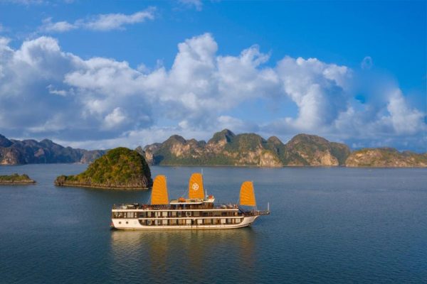 Du Thuyền Peony Cruise Lan Hạ