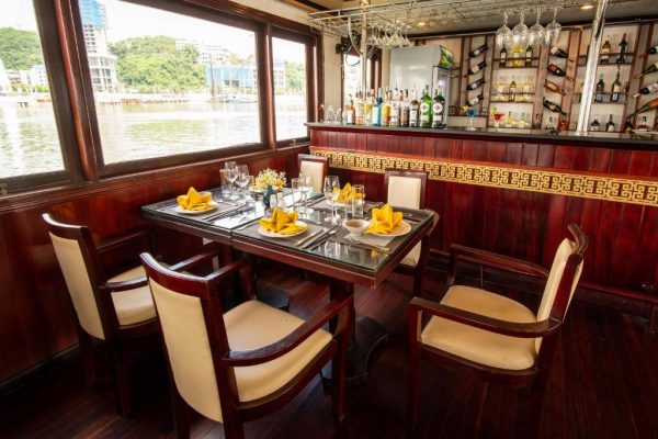 Du Thuyền Swan Cruise Bái Tử Long Bar