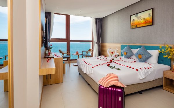 Khách Sạn Sun Kiss Nha Trang Phòng Premier Deluxe Sea View