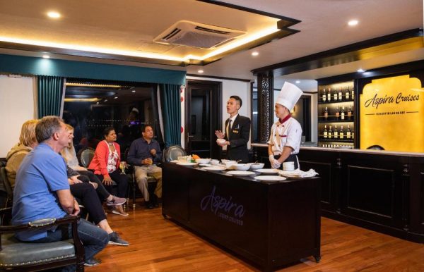 Du Thuyền Aspira Cruise Cooking Class