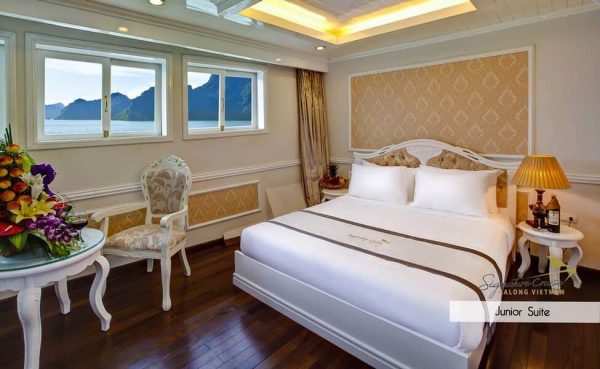 Du Thuyền Athena Signature Cruise Ha Long Junior Suite