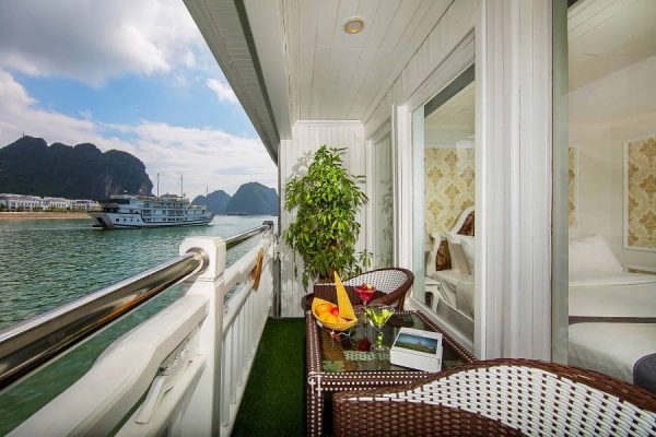 Du Thuyền Athena Signature Ha Long Senior Suite