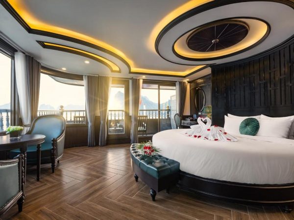 Du Thuyền Rita Cruise Royal Vip Suite