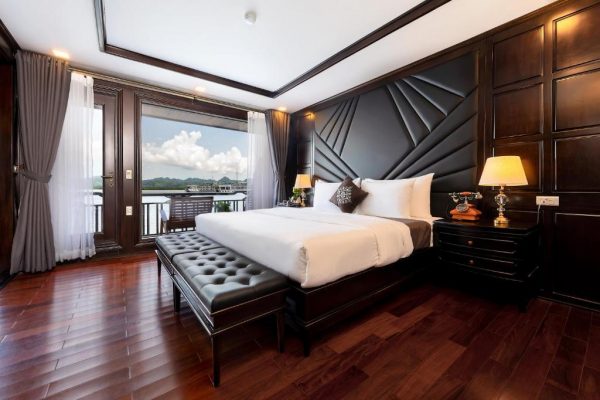 La Regina Legend Lan Hạ Phòng Princess Suite Có Bồn Tắm