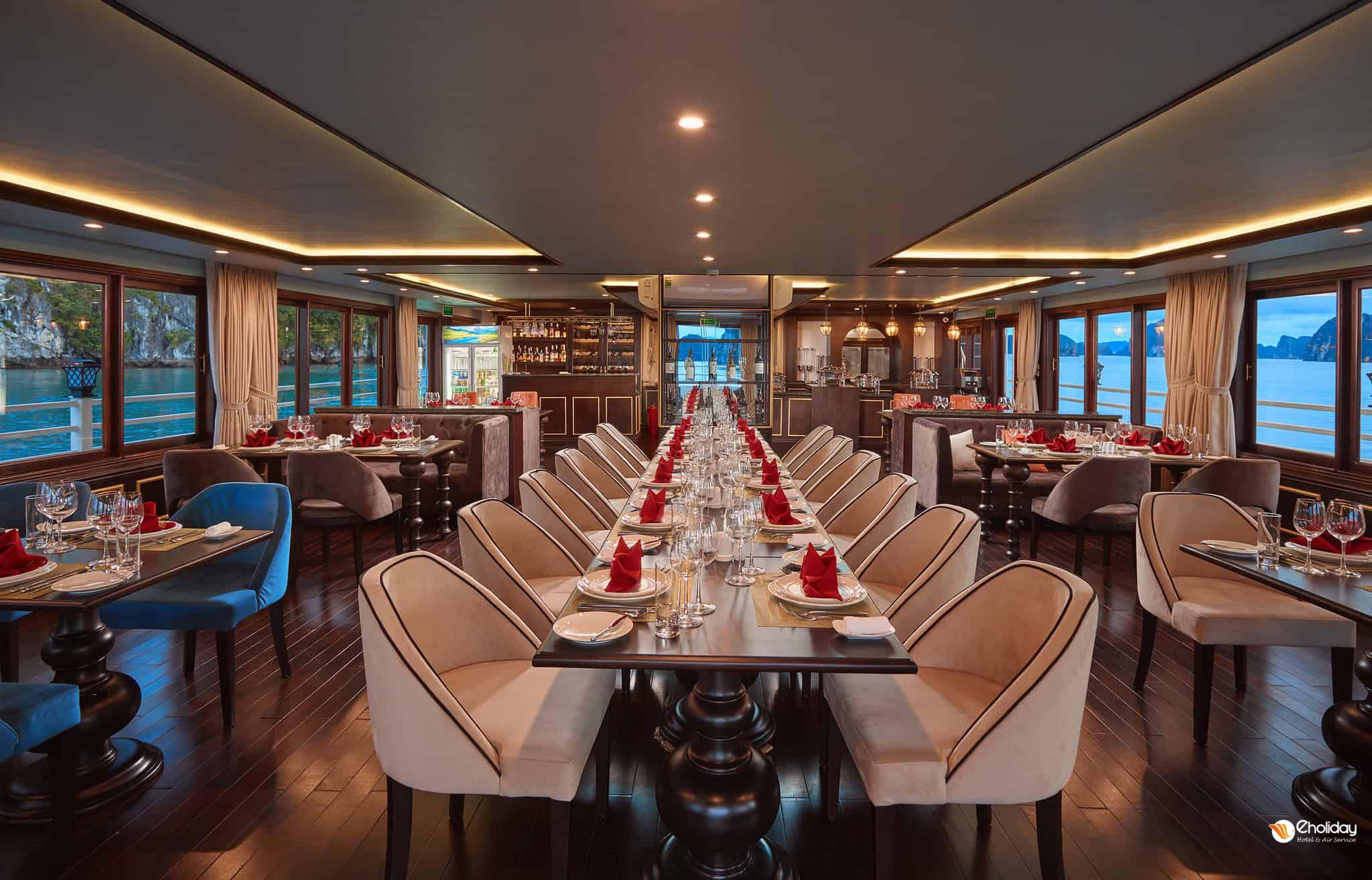Nhà Hàng Du Thuyền Athena Luxury Cruise