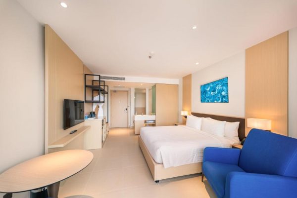 The Empyrean Cam Ranh Beach Resort Phòng Deluxe