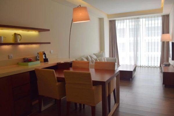 A La Carte Đà Nẵng Beach Suite Hướng Phố