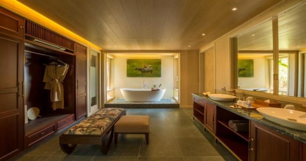 An Lâm Retreats Ninh Vân Bay Bathroom