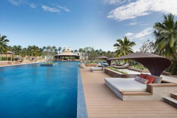 Fusion Resort Cam Ranh Bể Bơi 2