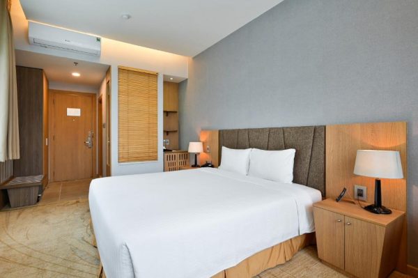 Khách Sạn Mường Thanh Grand Sài Gòn Centre Phòng Premium Deluxe