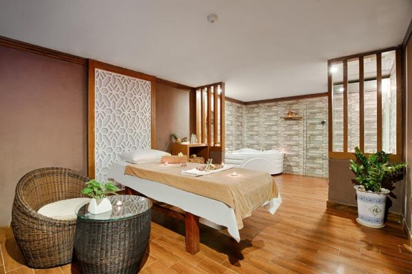 Khách Sạn Mường Thanh Holiday Lý Sơn Spa