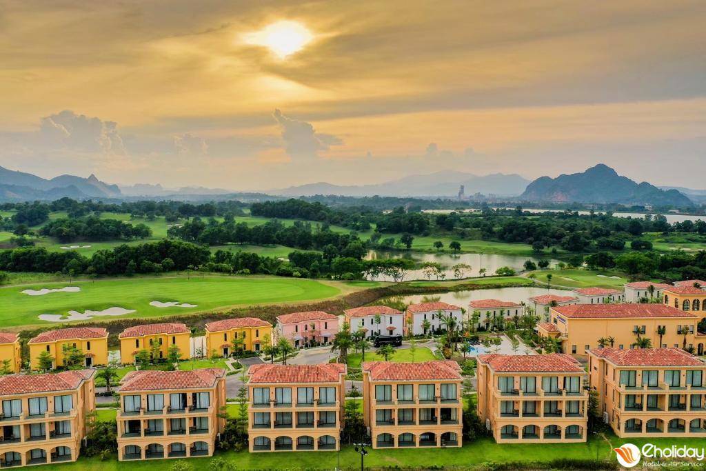 Wyndham Sky Lake Resort & Villas, Chương Mỹ, Hà Nội