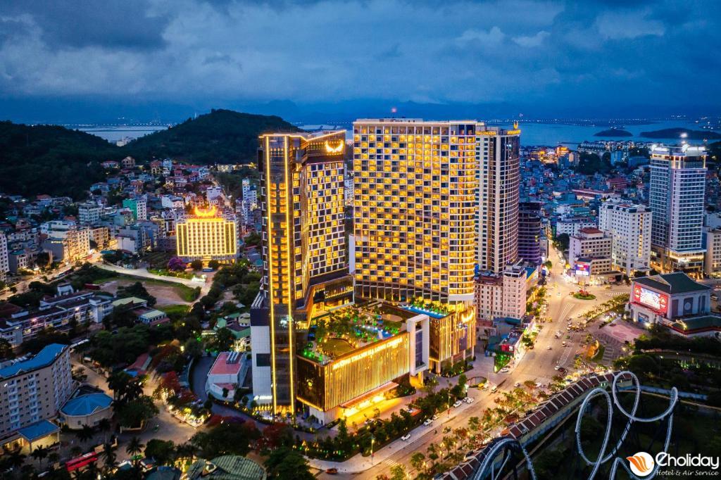Khách Sạn Mường Thanh Luxury Hạ Long Residence Toàn Cảnh