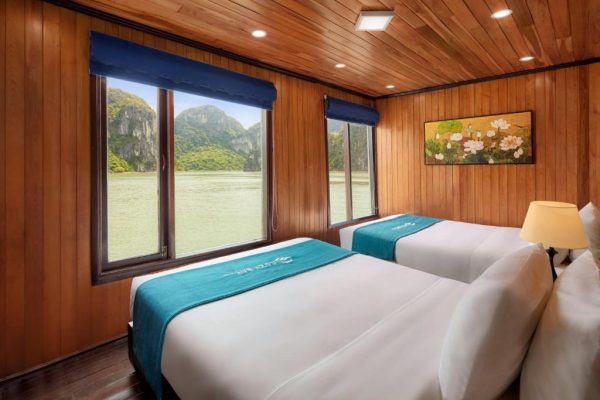 Du Thuyền Cozy Bay Hạ Long 2