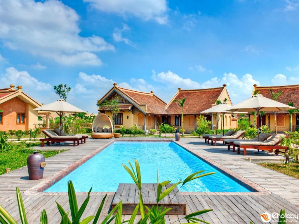 Emeralda Resort Ninh Bình Bể Bơi