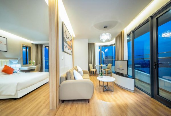 Khách Sạn Delasea Hạ Long Phòng Suite View Biển