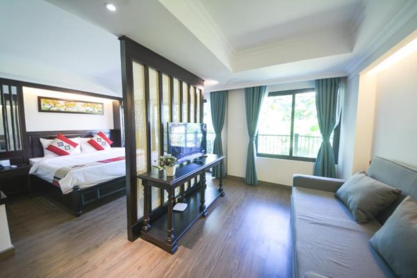 Khách Sạn Panorama Sapa Suite đồi Thông