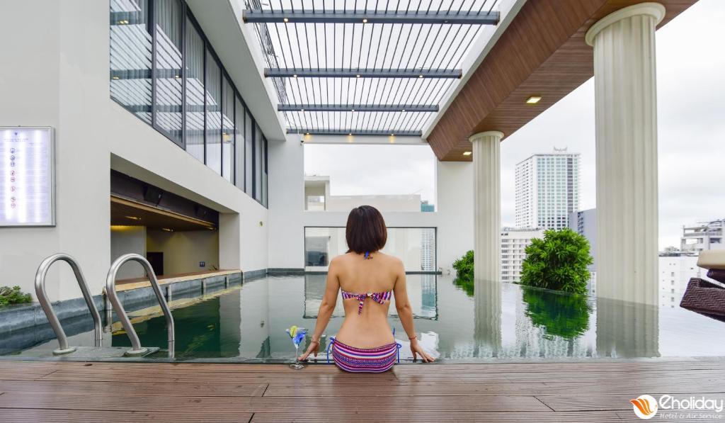 Khách Sạn Poseidon Nha Trang Check In Bể Bơi