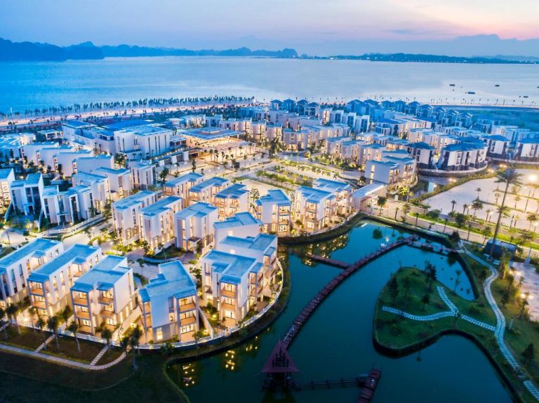 Oakwood Resort Hạ Long (tên cũ Premier Village)