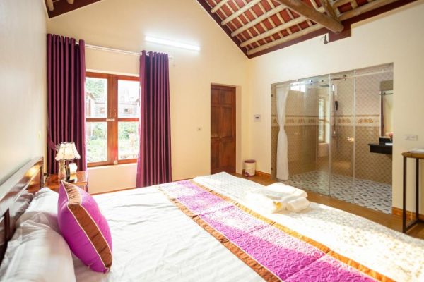 Ruby Homestay Ninh Bình Phòng 1 Giường đôi Nhìn Ra Núi