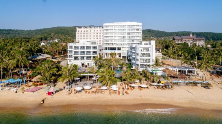 Sunset Beach Resort Phú Quốc