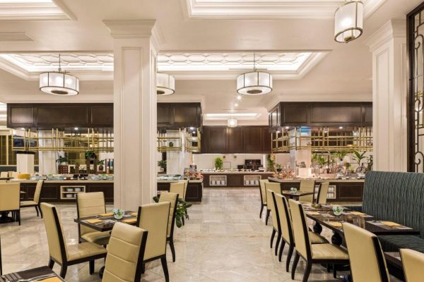 Khách Sạn Melia Vinpearl Cửa Hội....