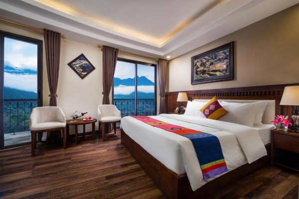 Khách Sạn The View Sapa Deluxe View Núi