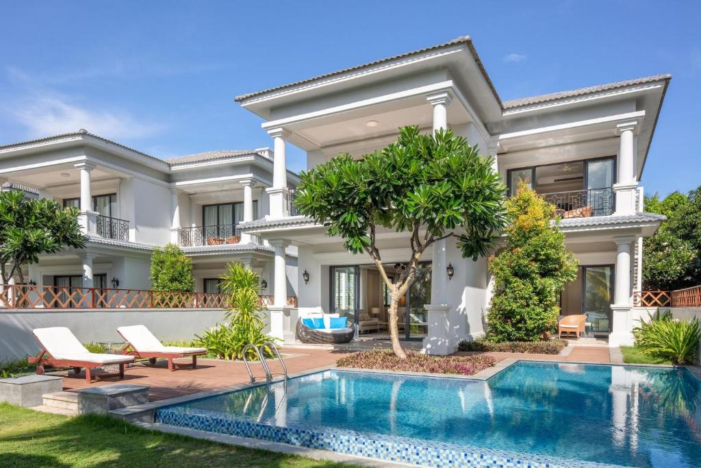 Melia Vinpearl Cam Ranh Beach Resort The Level Villa 3 Ngủ 2