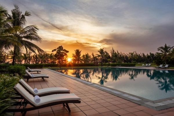 Melia Vinpearl Cửa Sót Resort Hà Tĩnh Bể Bơi