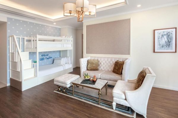 Melia Vinpearl Đà Nẵng Riverfront Phòng Suite Gia đình Với Giường Tầng