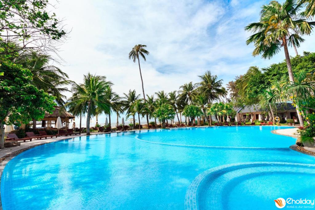 Hoàng Ngọc Beach Resort Mũi Né Bể Bơi
