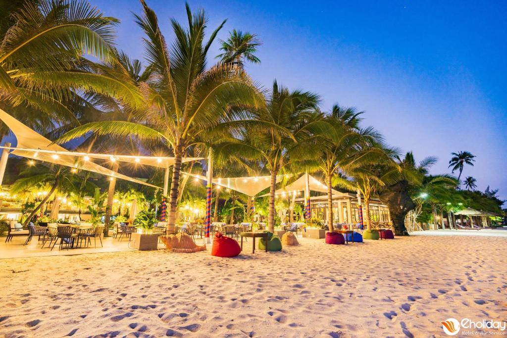 Hoàng Ngọc Beach Resort Mũi Né Beach Bar