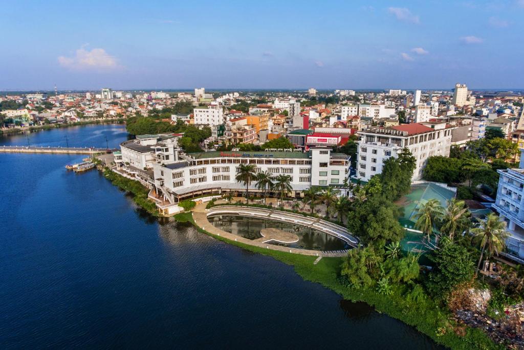 Hương Giang Hotel Resort Huế