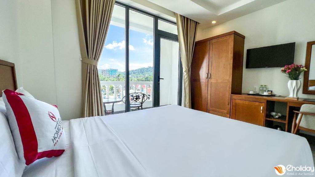Khách Sạn Homestead Seaview Phú Quốc Phòng Superior Triple Mountain View